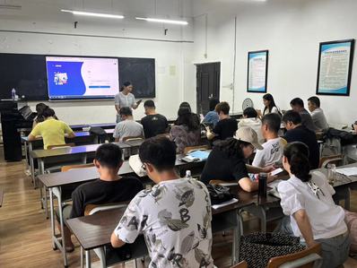 以服务师生为宗旨的财务处 点对点精准服务与教育信息咨询的创新实践